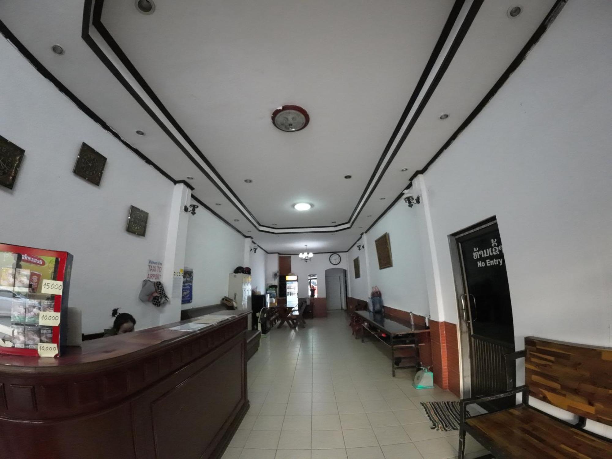 Intouch Guest House Viêng Chăn Ngoại thất bức ảnh