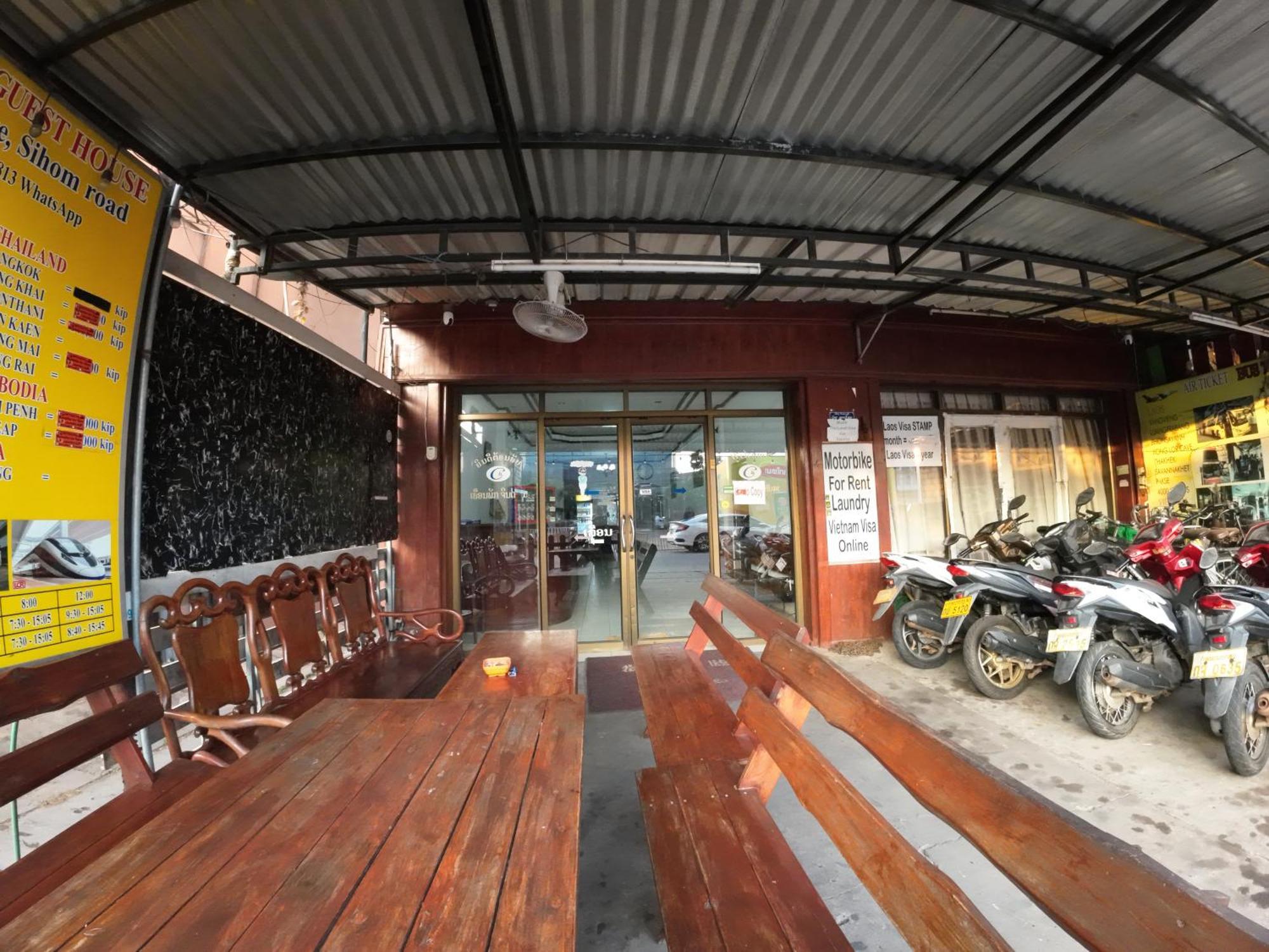 Intouch Guest House Viêng Chăn Ngoại thất bức ảnh
